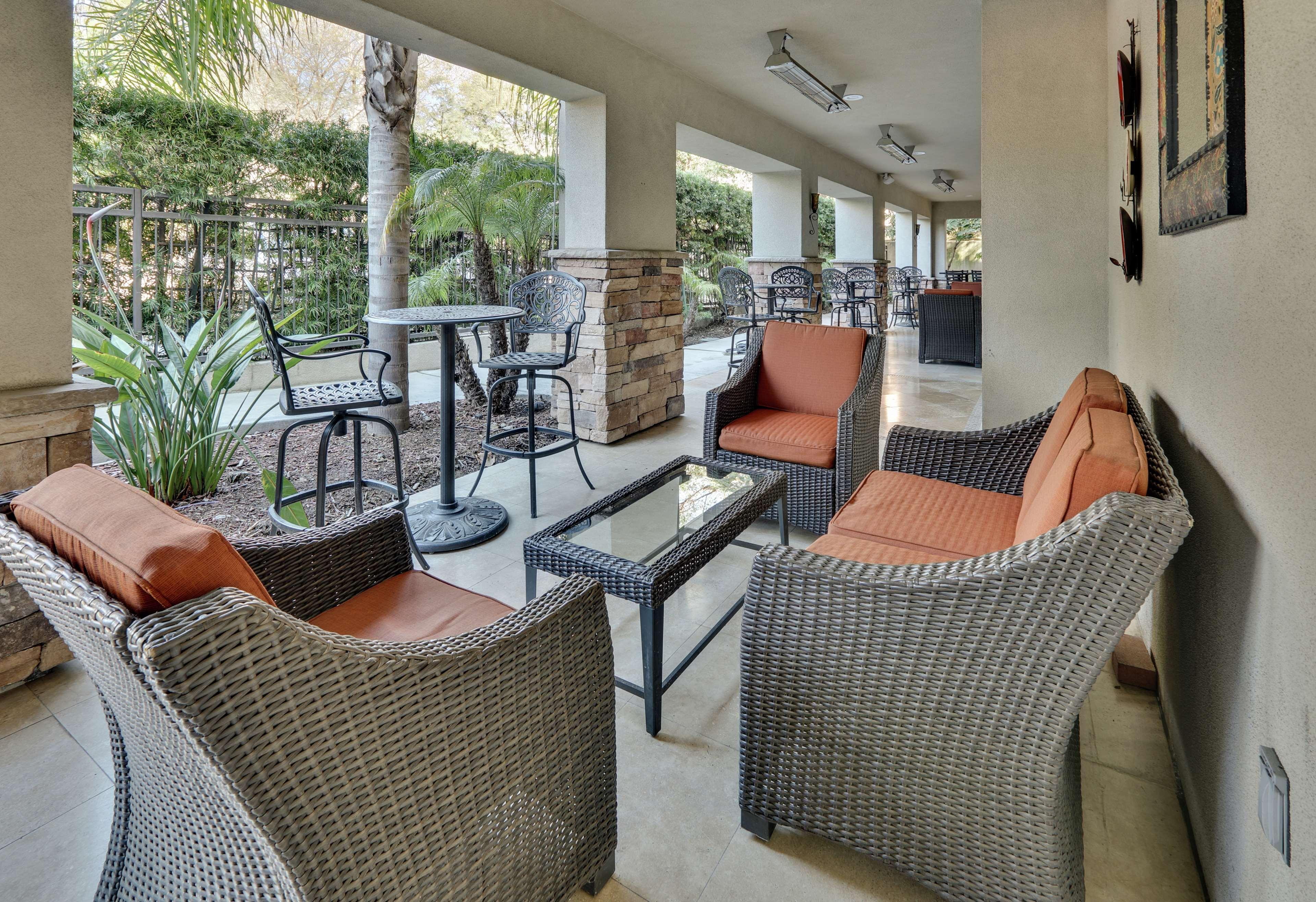 Hilton Garden Inn San Diego Del Mar Exterior photo