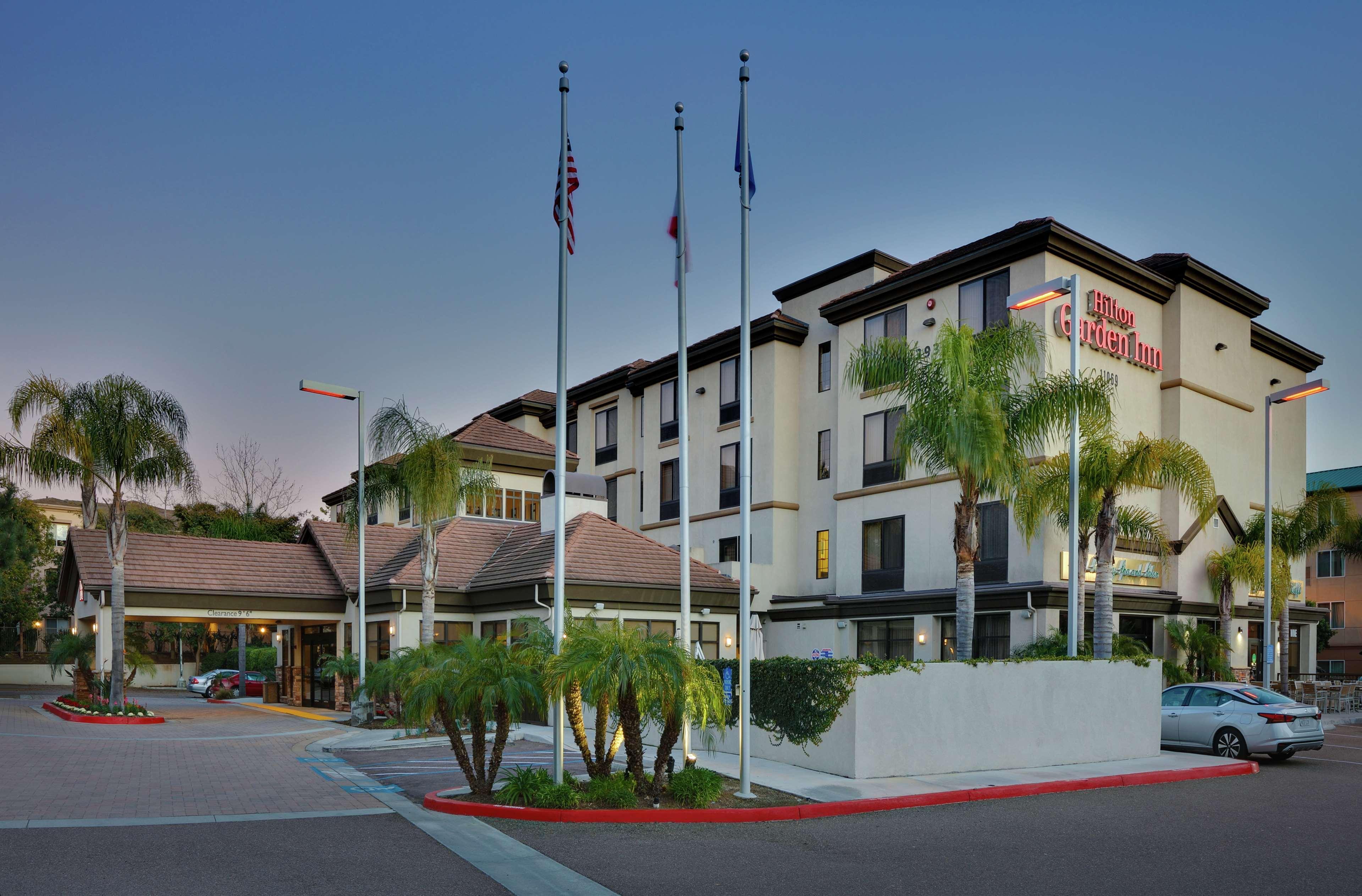 Hilton Garden Inn San Diego Del Mar Exterior photo