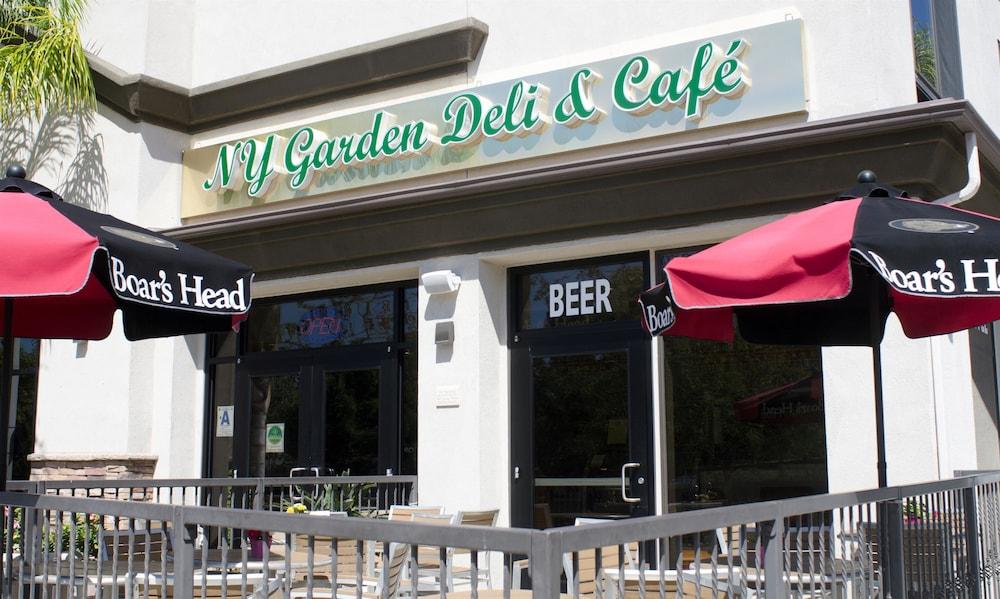 Hilton Garden Inn San Diego Del Mar Exterior photo